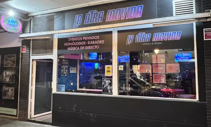 Copa o cóctel a elegir y ración de nachos para 2 o 4 personas