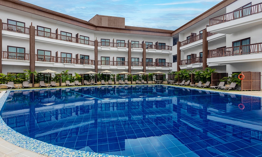 Image 23: ✈ 5-Night Part All-Incl. Colombia Vacation from Travel by Jen