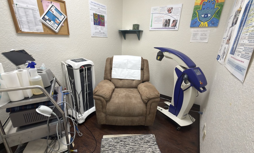 Image 2: Chiropractic Consultation, Exam, X-Rays & Adjustment in Plantation