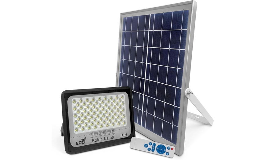 Image 7: Luz solar exterior