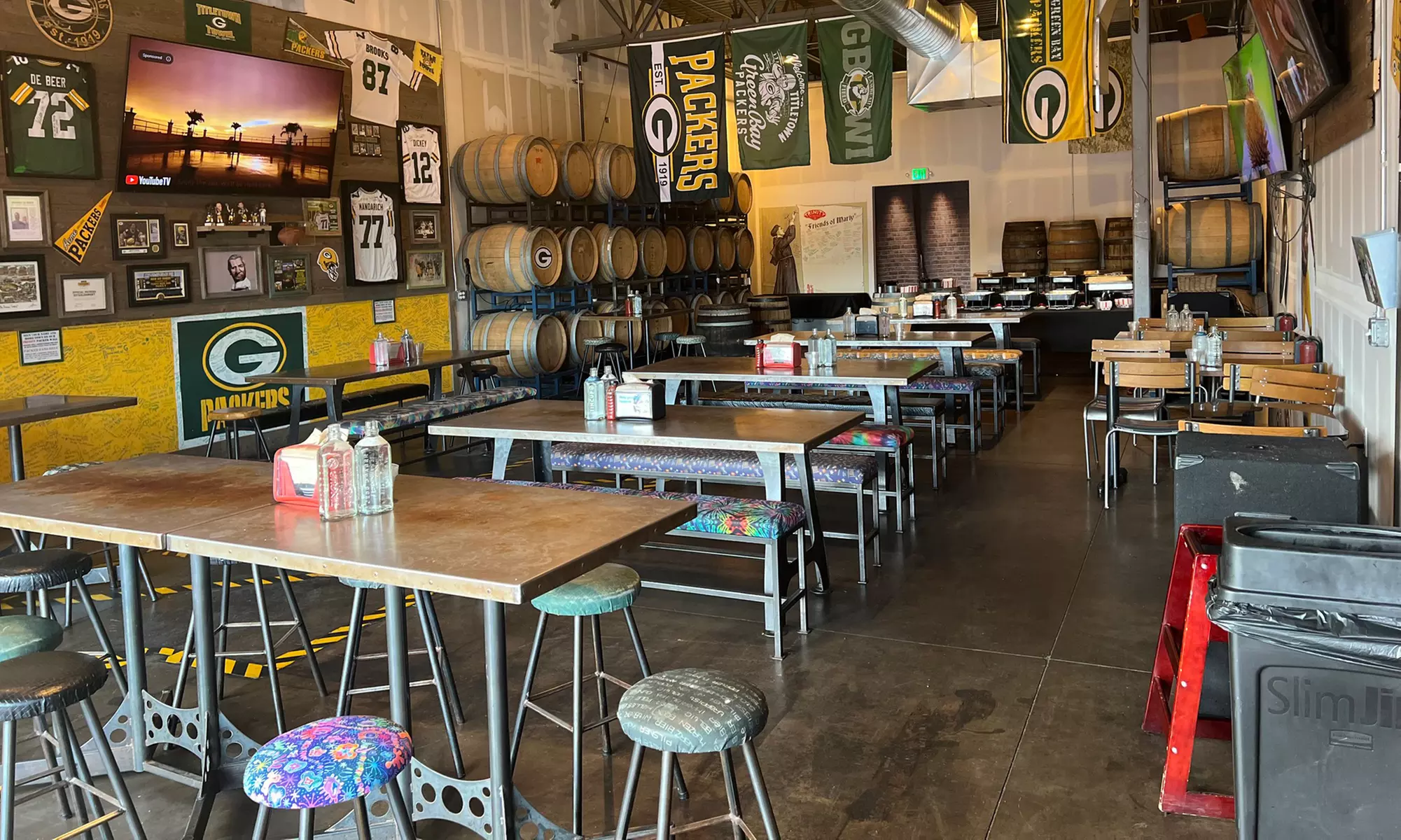 2 or 4 Flights (Four 6oz pours per person) 36 Beers to choose from! 