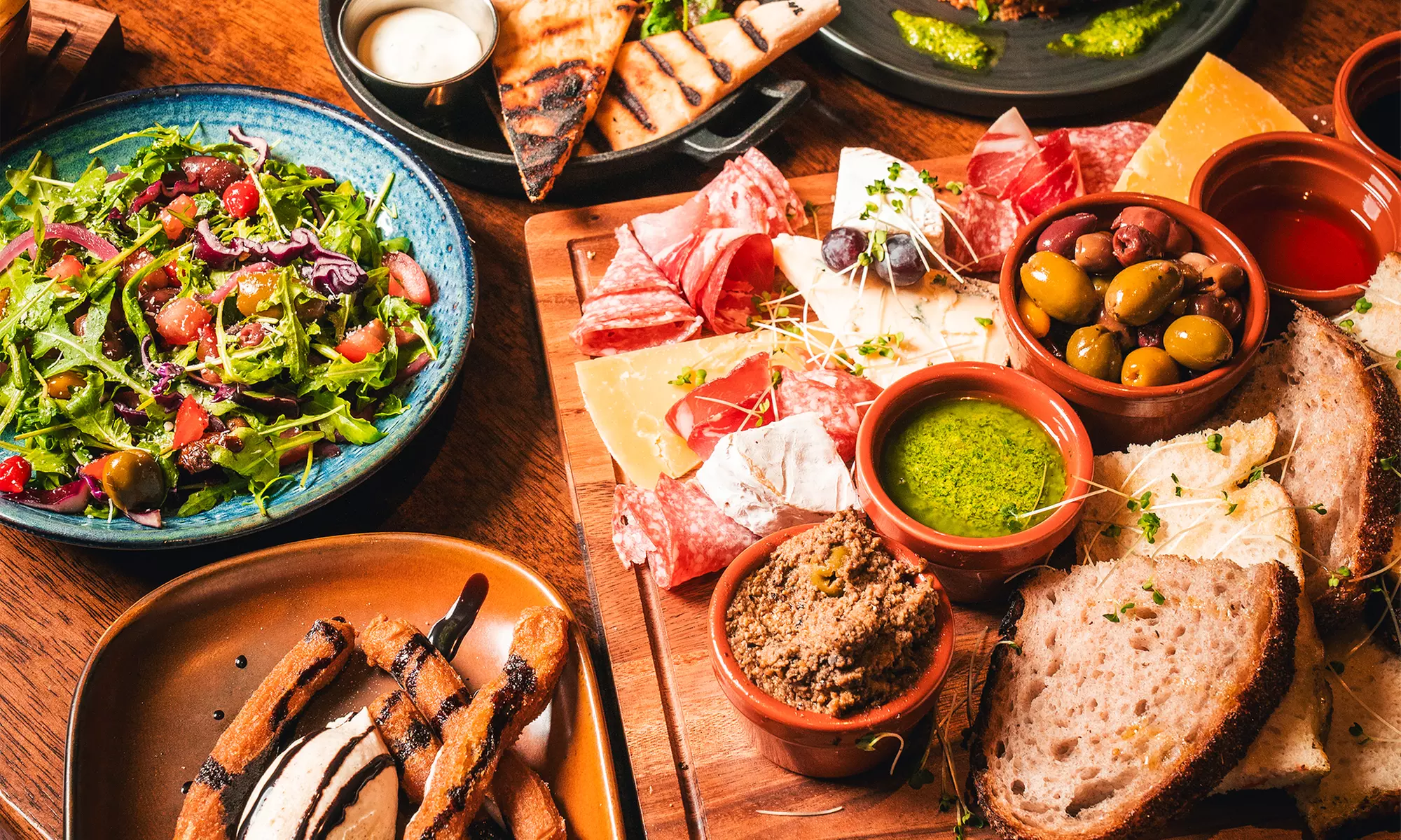 5 Tapas to Share Glass of Sangria for Two at 2Taps Wine Bar