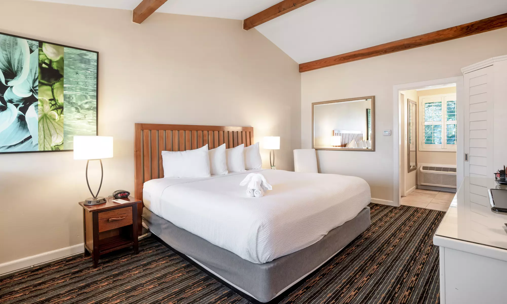 Waterfront Resort on Mission Bay with Two Heated Pools