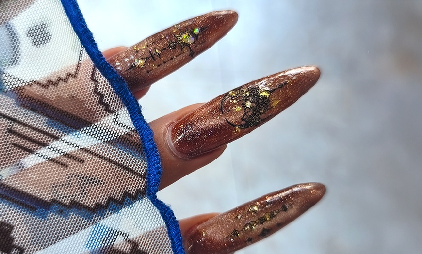 Image 10: Uñas Soft Gel talla S a L con manicura rusa o decoración 3D