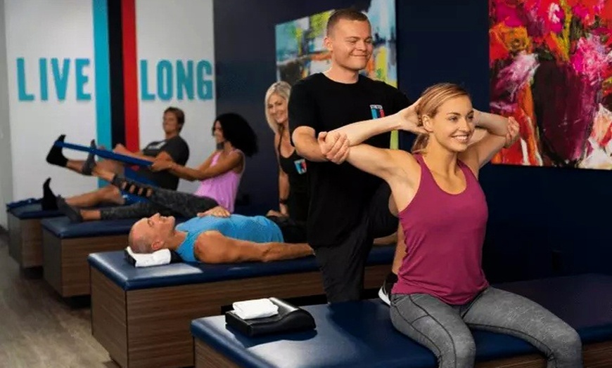 Image 7: 25-Min 1-on-1 Stretch+Grip Socks/50Min w/ Optional Mobility Assessment