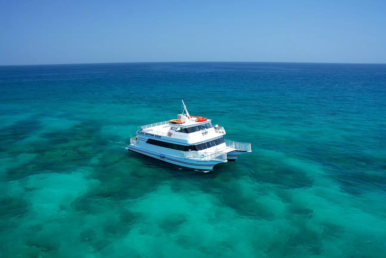 2 Hour Glass Bottom Boat Tour of Key West