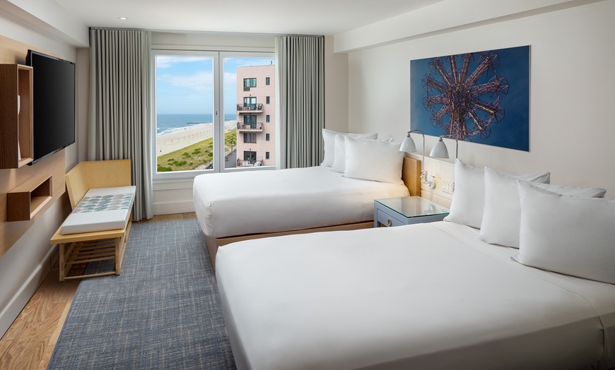 Image 10: Member-Only Deal: Allegria Hotel