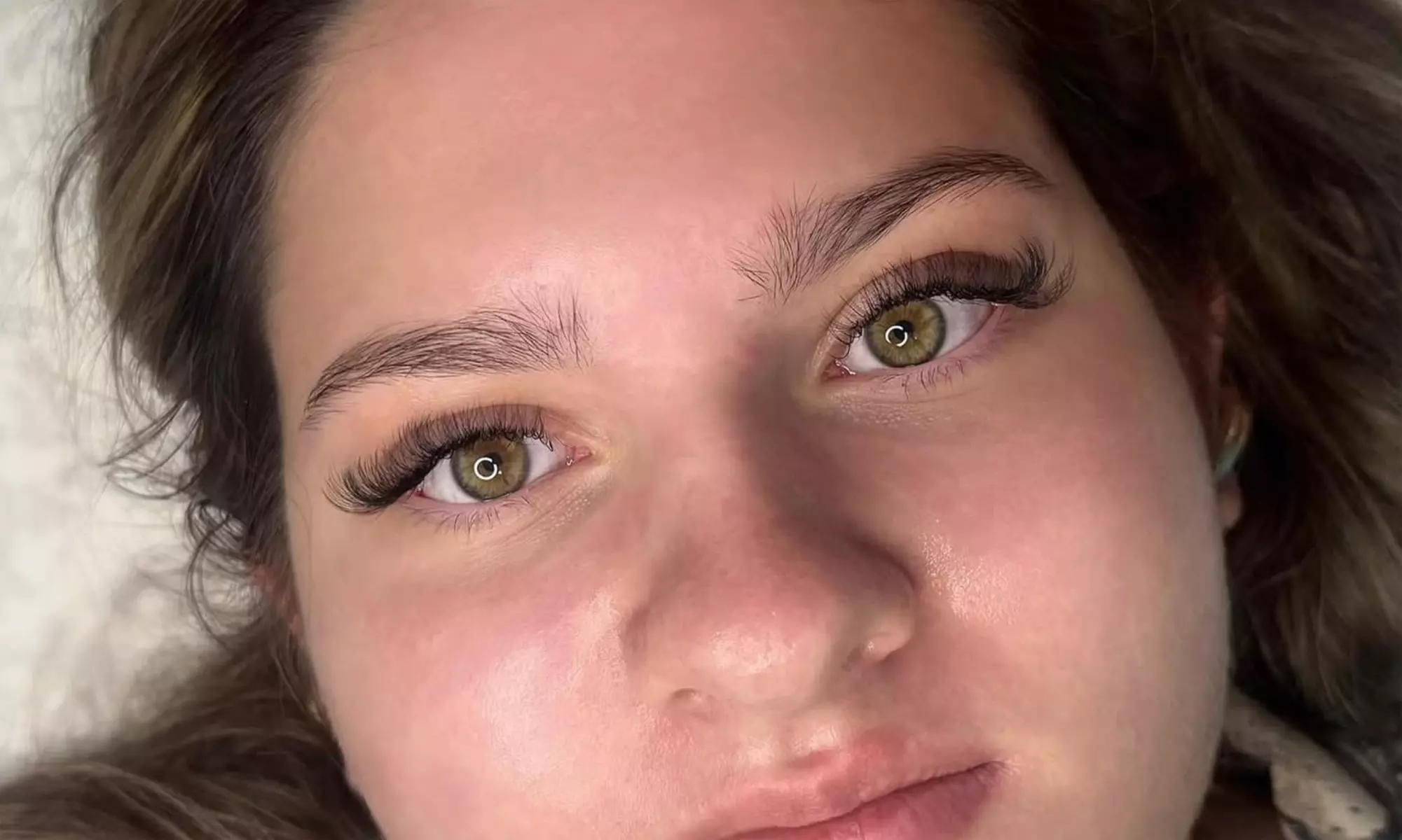 Full Set Classic, Hybrid, or Volume Eyelash Extensions with Touch-Up