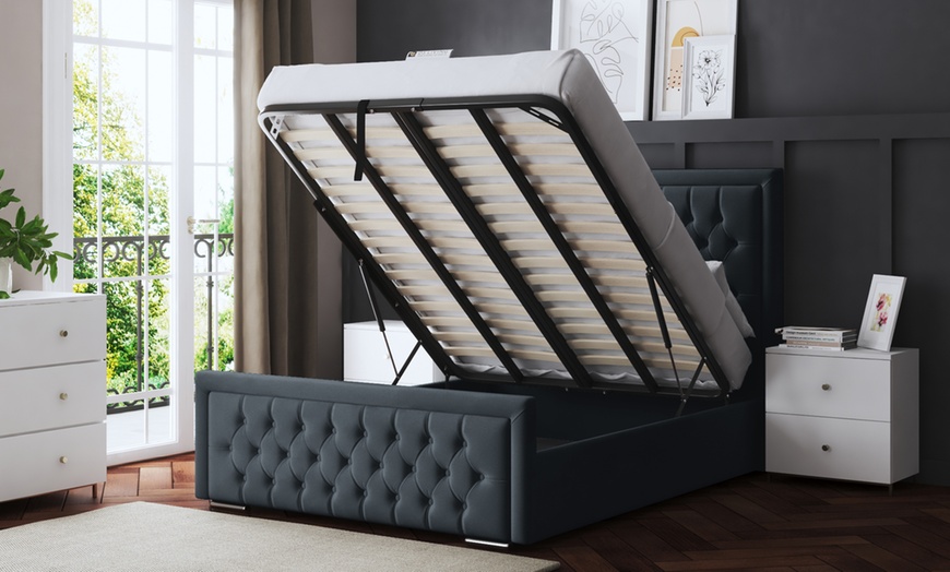 Image 9: DS Living Allegra Upholstered Bed