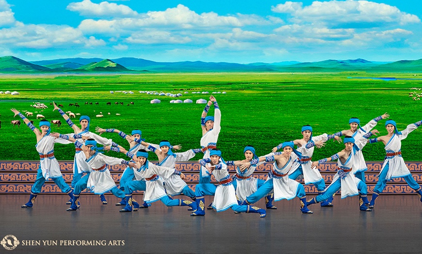 Image 3: Chinesisches Tanztheater Shen Yun