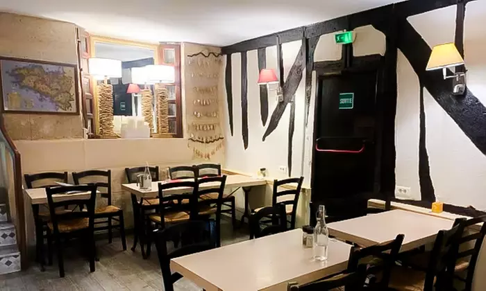 Pause gourmande bretonne : galette & crêpe au choix rue Mouffetard