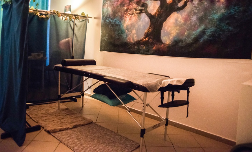 Image 3: Masaż twarzy albo Harmonia i Regeneracja na plecy, kark i głowę