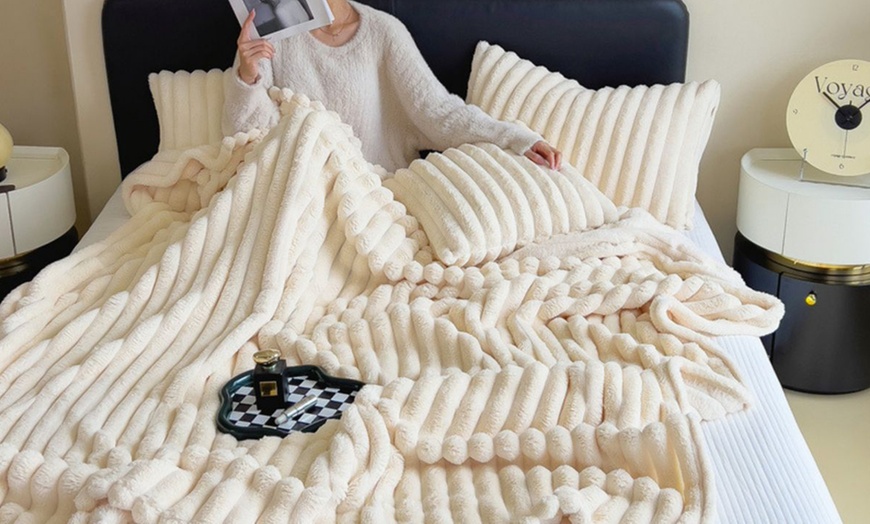 Image 7: Thick Plush Striped Winter Throw Blanket 