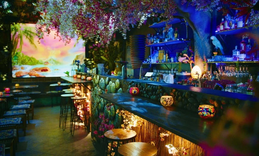 Image 4: 3-Course Fire & Tide Feast with Crafted Cocktails For Groups upto 10!