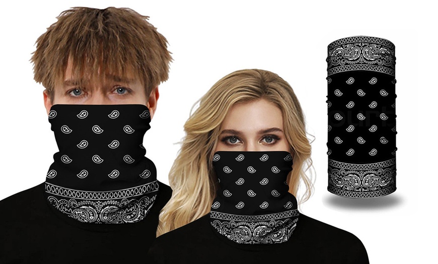 Image 27: Multifunctional Neck Gaiter