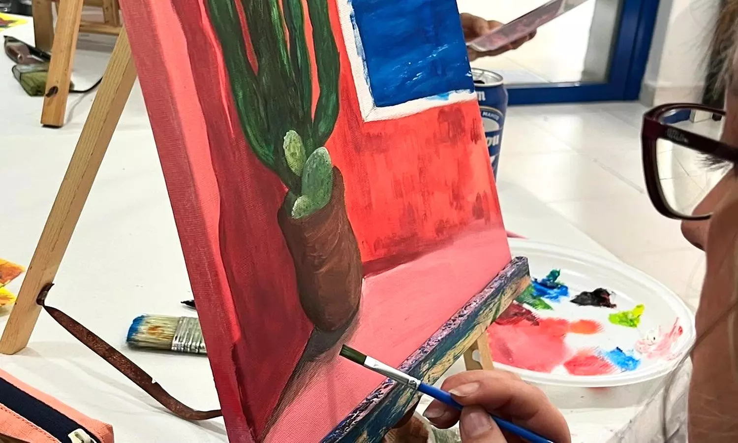 Taller de pintura acrílica para 1 o 2 personas con bebida y picoteo