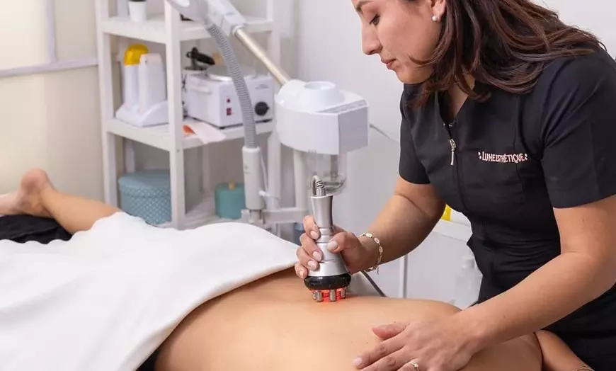 Image 8: Hasta 81% de dto. en Reducción de la grasa mediante ultrasonido en Lune Esthétique