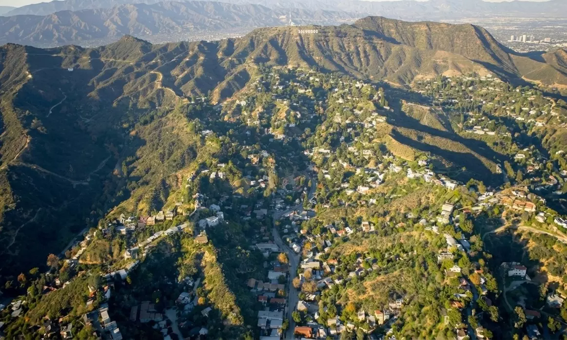 Private LA Tours: Hollywood Hills, City, or Temples