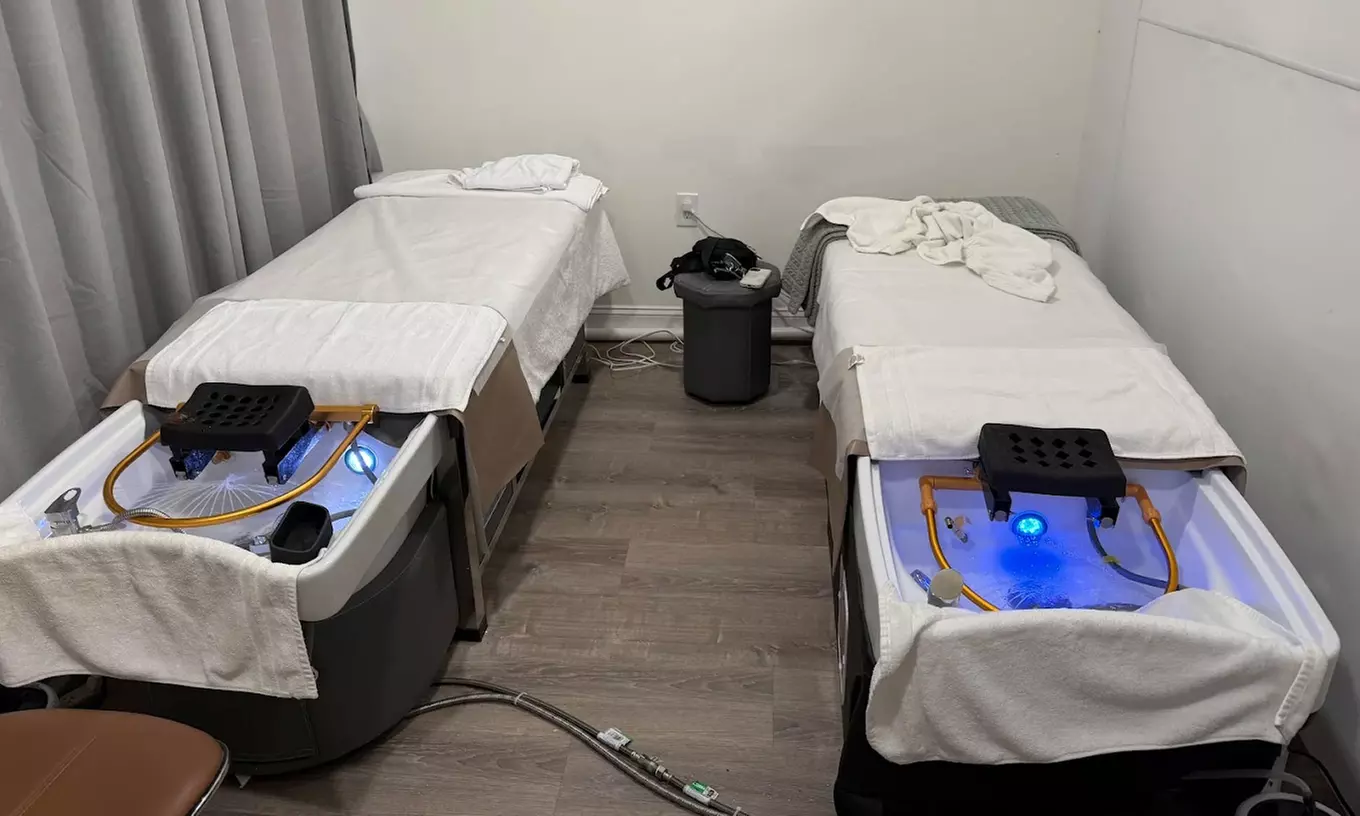 30 or 60-Min Signature Head Spa or Solo/Couple Head & Scalp Therapy