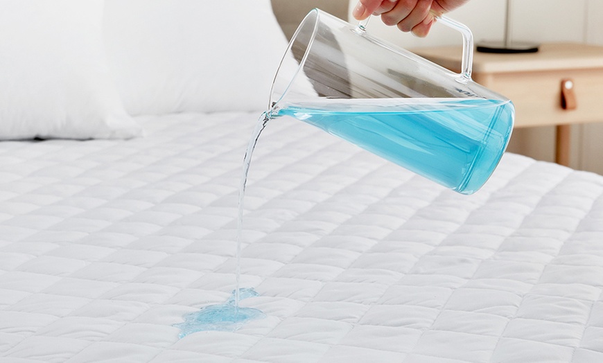 Image 2: Gepolsterter Matratzenschoner