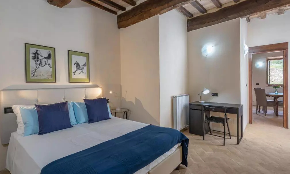 Perugia, Montone: Soggiorno per 2, 3 o 4 persone in mezza pensione