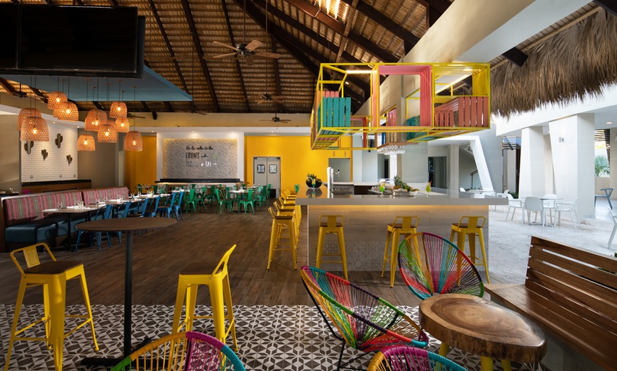 Image 5: ✈4-Night All-Incl Dominican Republic Vacation w/Air from Travel By Jen