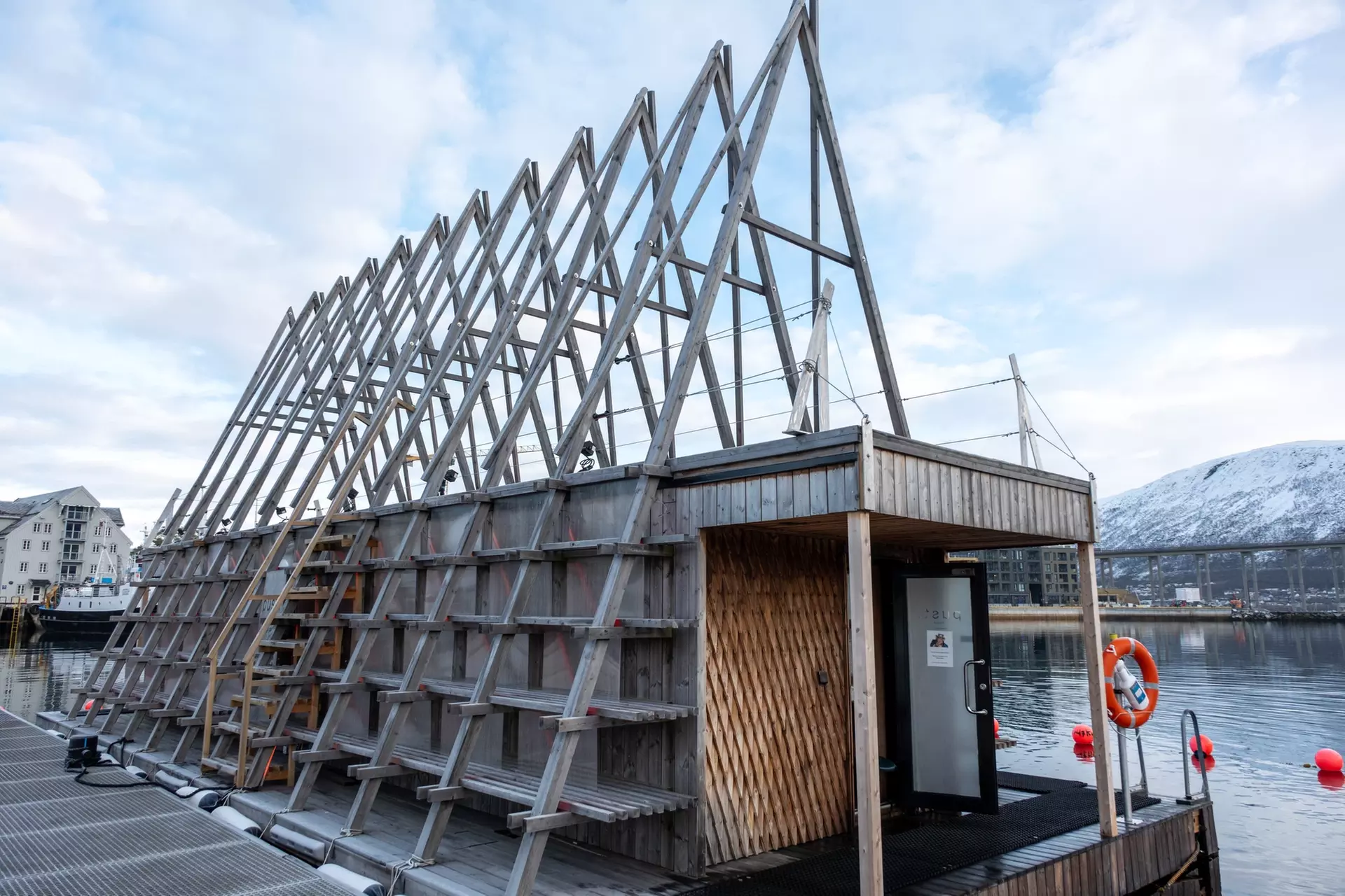 ✈ Norway Pulse: 7-Day City Break in Oslo with Air & Hotel from Worldee