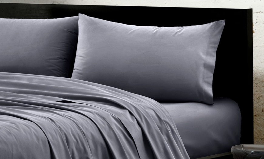 Image 8: Completo letto matrimoniale in 100% cotone percalle