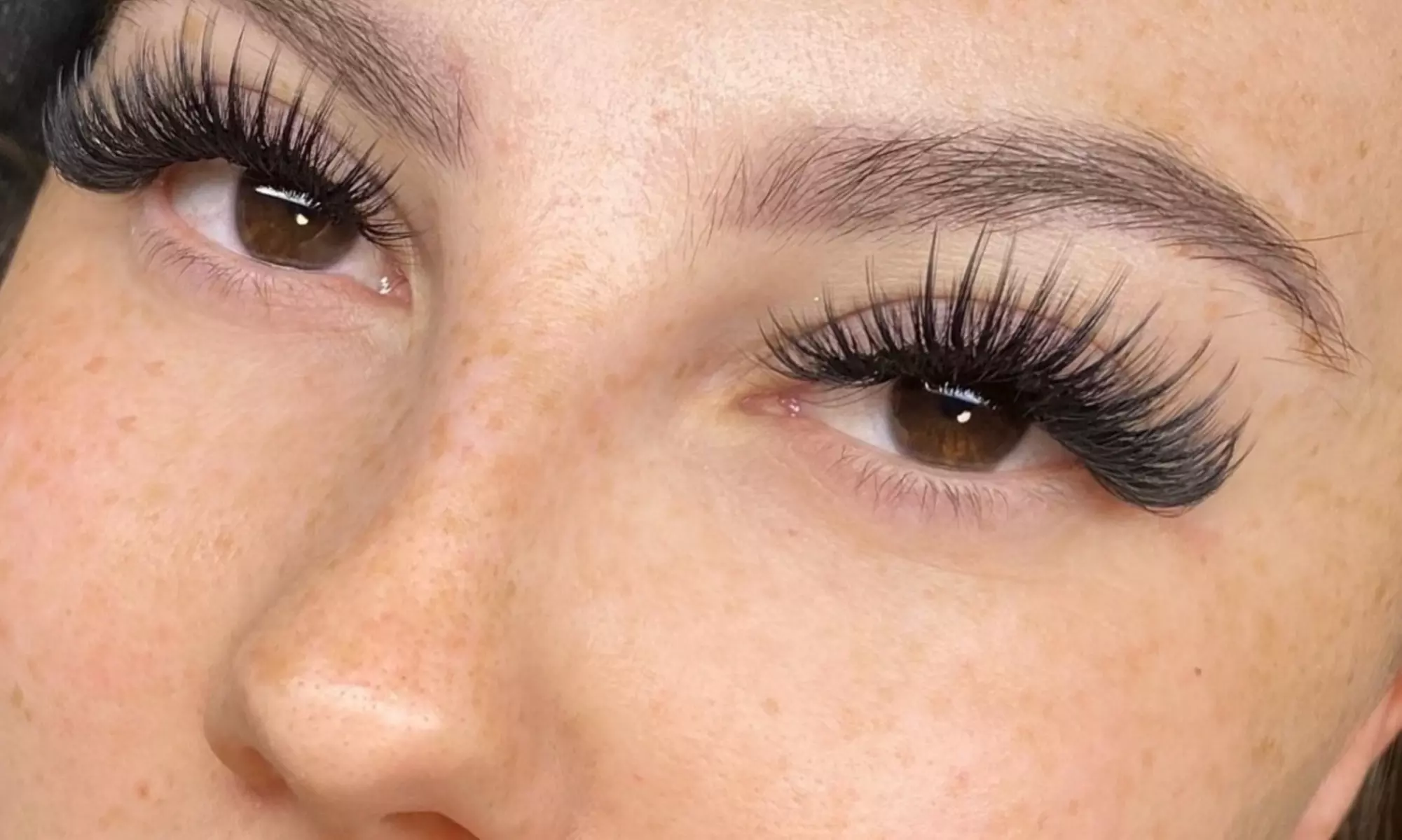 Full Set Lash Extensions: Hybrid, Cashmere, or Classic Mink Styles