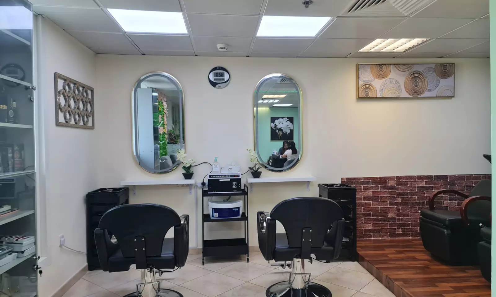 Enjoy a 60 Minute Hydra Facial with Blow Dry or Manicure & Pedicure