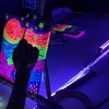 Image 4: Taller de pintura Neon con vino ilimitado para 1 o 2 personas