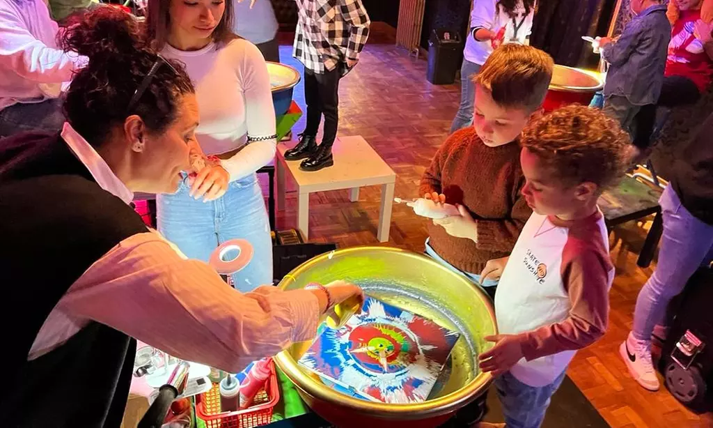 Pedalea y pinta: taller creativo BikeSpinArt para hasta 4 personas