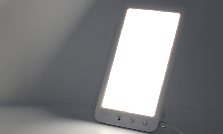 Image 2: Compact SAD Light Lamp with Adjustable Features