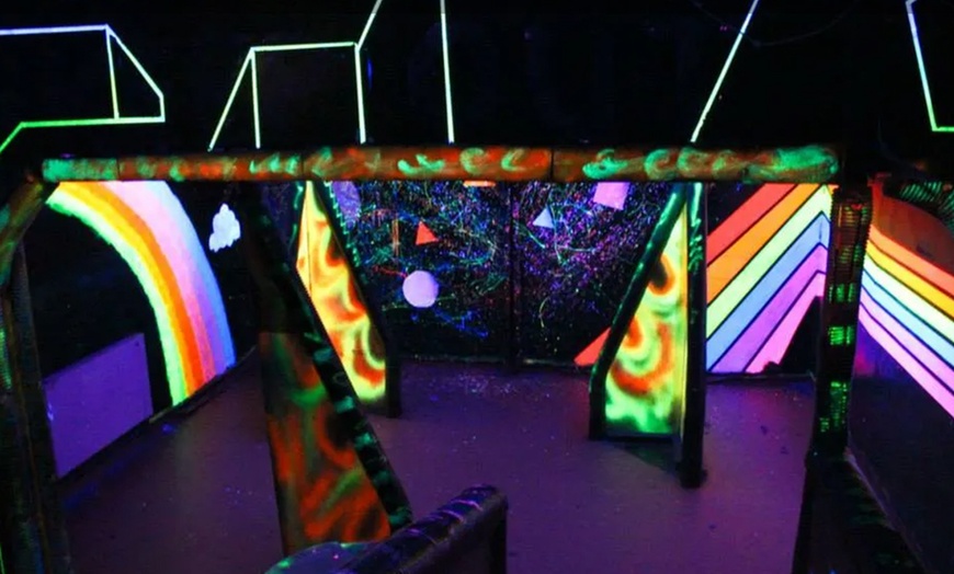 Image 4: Immersive 60 Minutes Laser Tag Session for Two, Three, or Four