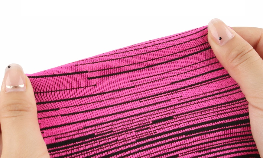 Image 4: Compression Socks Wide Calf for Women Men 20-30 mmHg Knee High Stockings