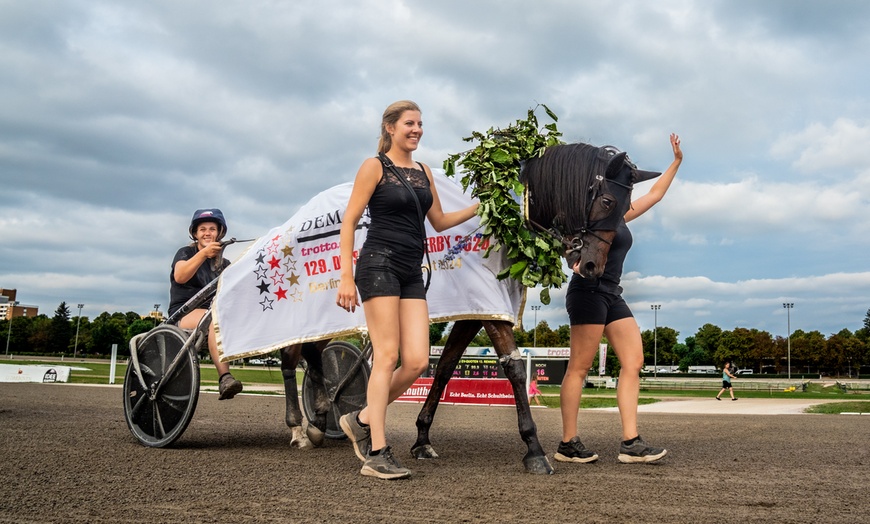 Image 5: Traber-Derby: 1 Flanier- oder VIP-Ticket vom 09.08.-24.08.2025