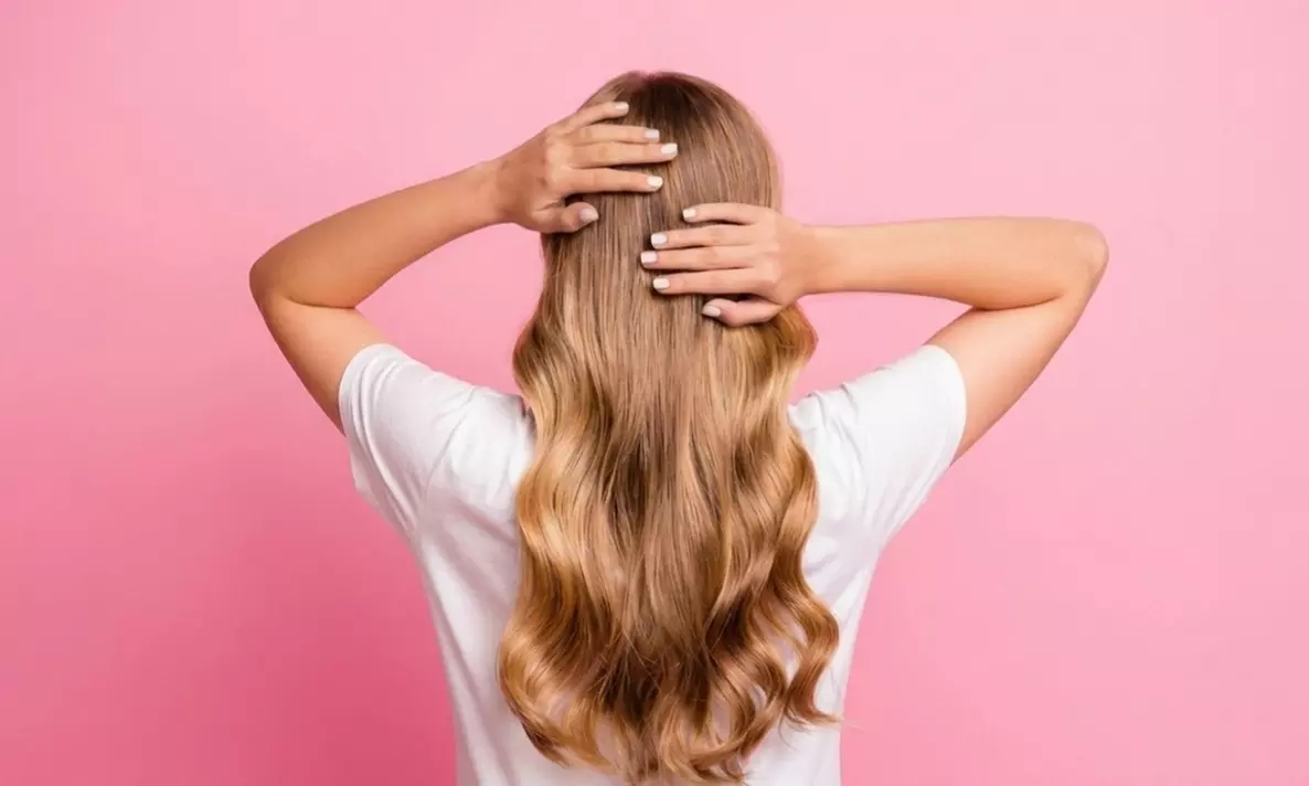 Peluquería con corte, color, mechas y tratamientos