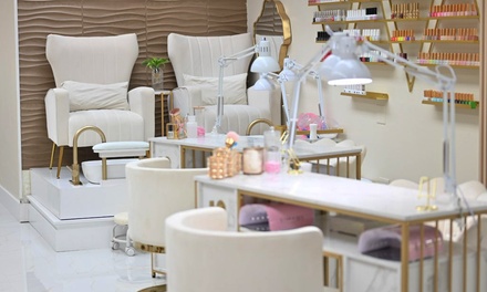 One 50-Minute Gel Manicure Session for One - Hg nails studio