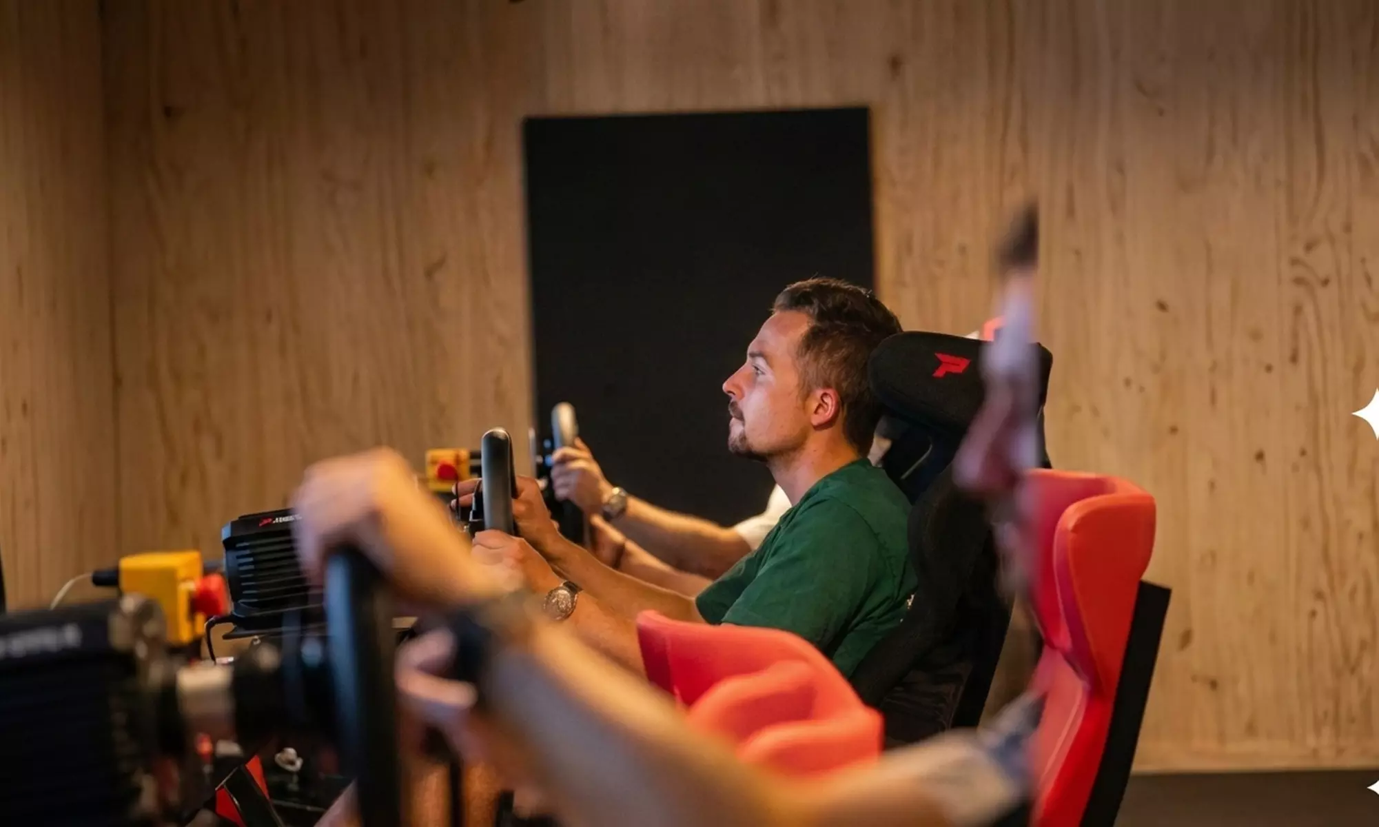 1 ou 3 sessions de simulation de course en solo ou en groupe