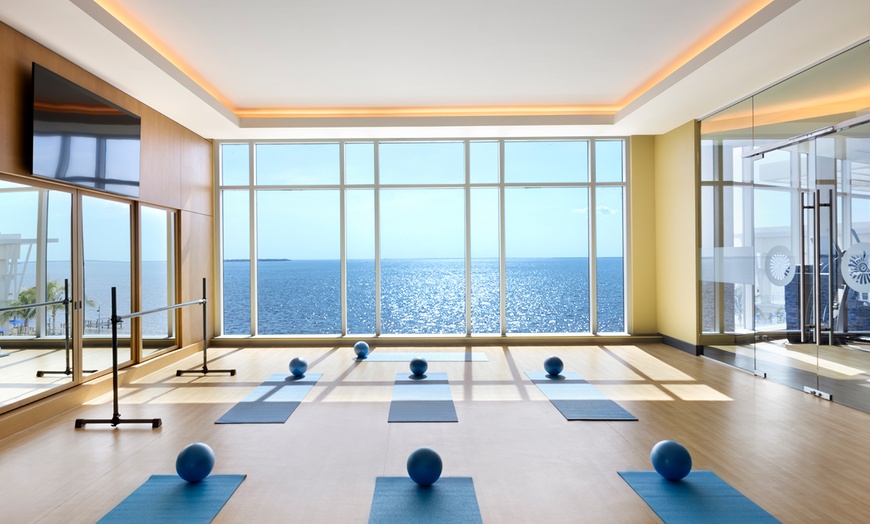 Image 2: Seaside Facial and Tropical Sugar Scrub with Pool, Gym, Lounge & Valet