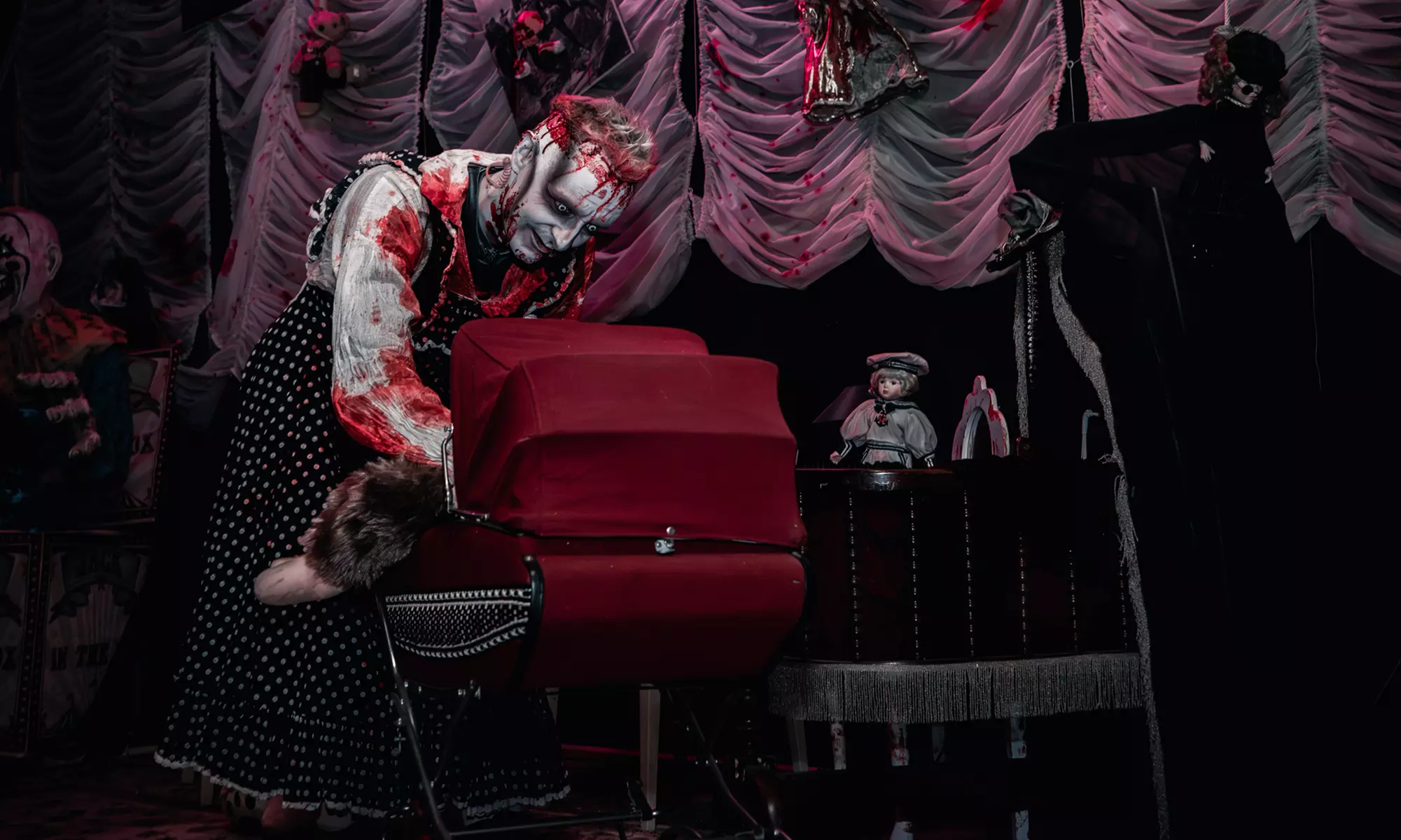 Ticket für die "Halloween Filmstadt Spooky Tour" für 1 Person am 16. und 30. Oktober in der 
Bavaria Filmstadt - Second Medium