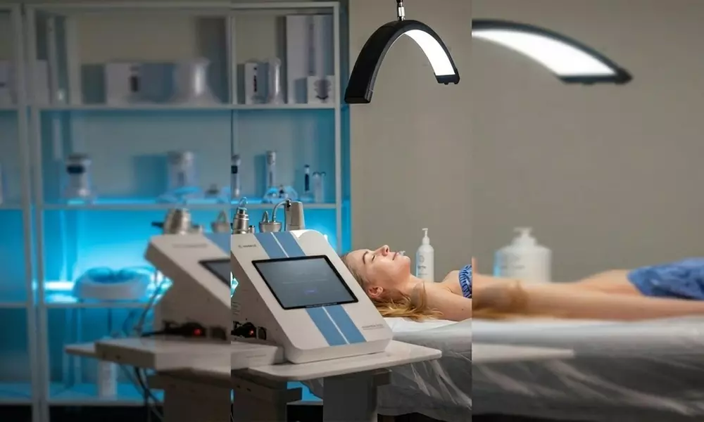 75-Min Hydro Facial: Lifting or Cupping Massage, Oxygen Infusion & LED