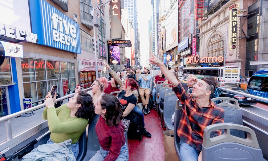 Image 2: Up to 40% Off 24 Hour Hop On Hop Off Bus NYC Tour Package! 