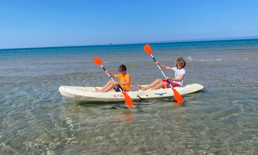 Image 1: Kayak doble, paddle surf o surf 1 h, 2 h o 1 día para 1 persona