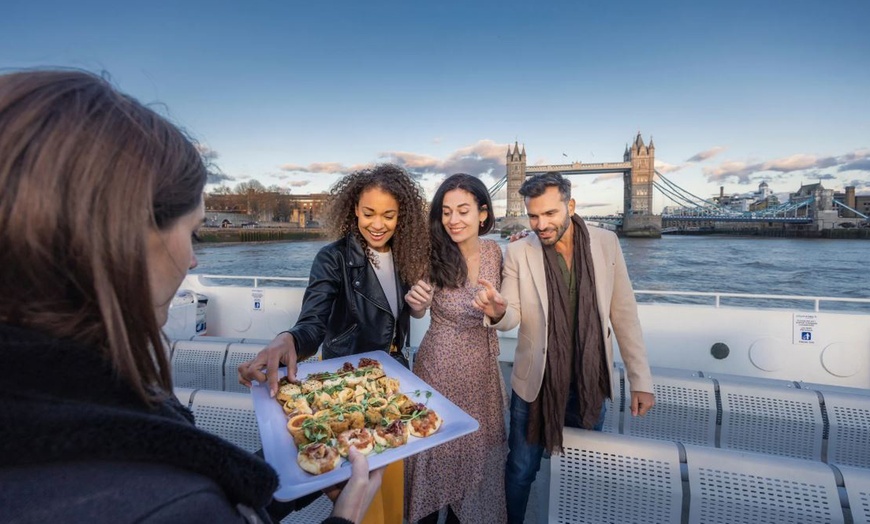 Image 9: River cruise on the Thames with live music and canapés