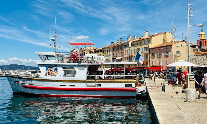 Image 3: Promenade en mer autour de Saint-Tropez avec Le Brigantin II