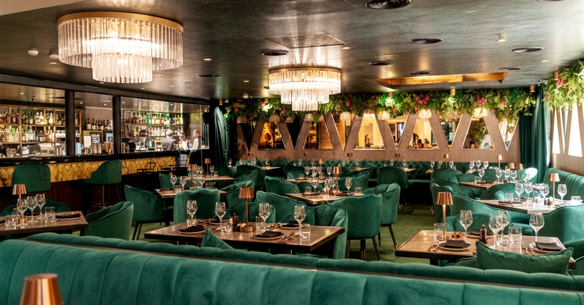 Up To Aed 100, 200, 300 Or 500 To Spend On Food And Beverages Up To Aed 100, 200, 300 Or 500 To Spend On Food And Beverages