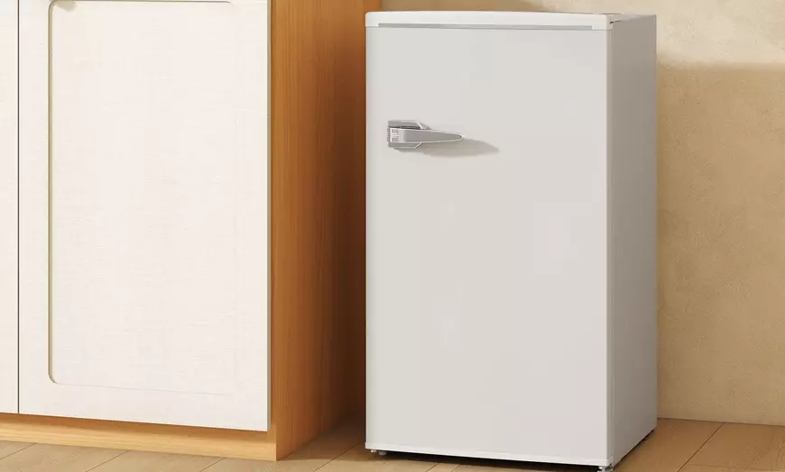 Image 1: Homcom Under Counter Fridge 85L Small Retro Refrigerator
