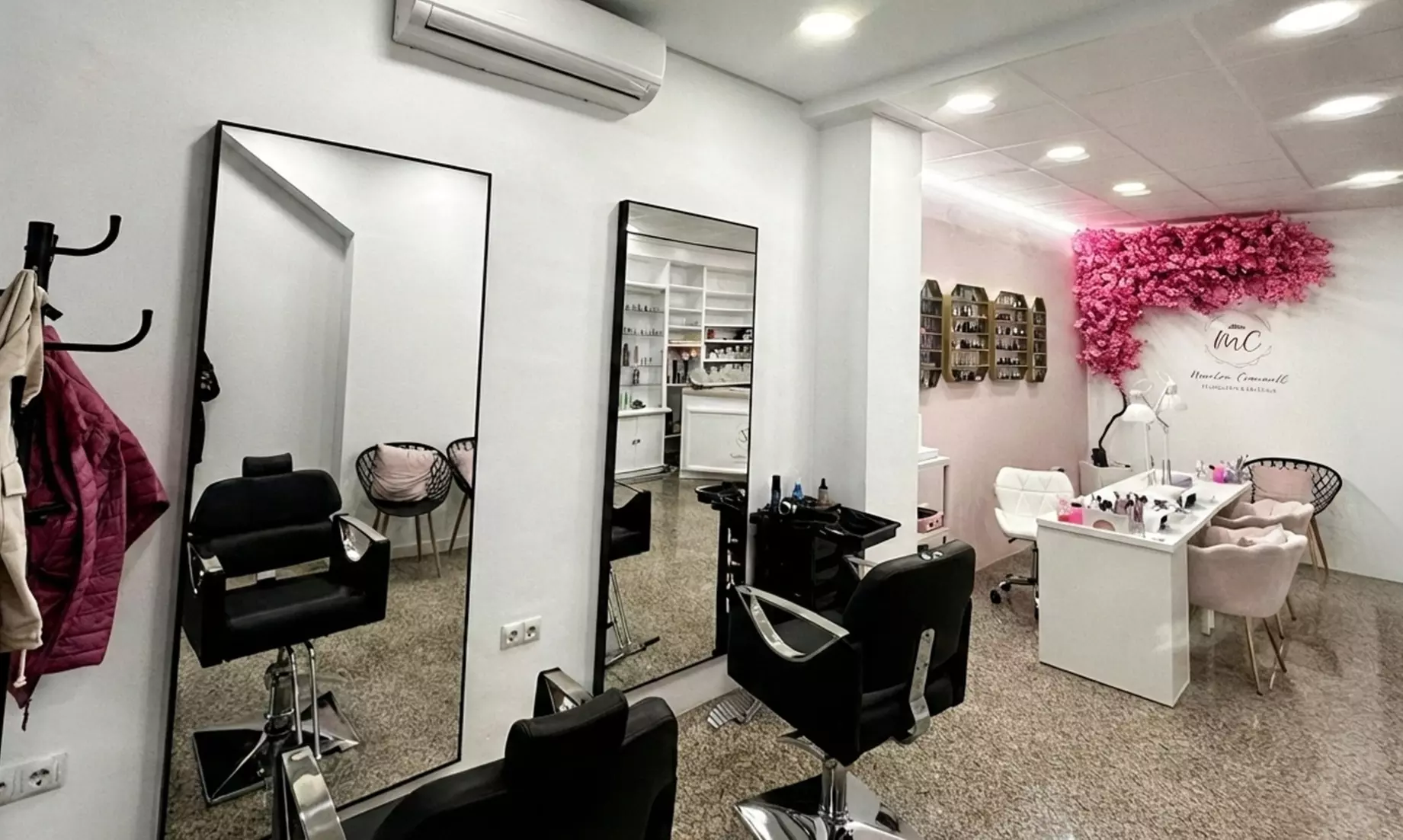 Manicura y pedicura normal o semipermanente en sesión o pack