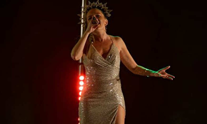 Image 12: Menu avec entrée, plat et dessert pour 2 ou 4 convives